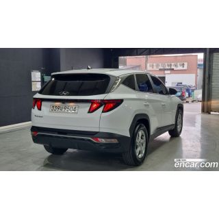 256758