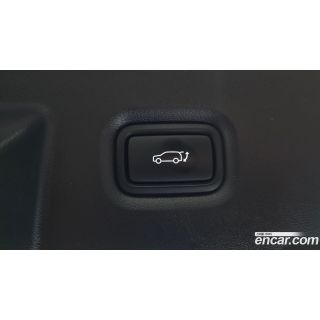 842137