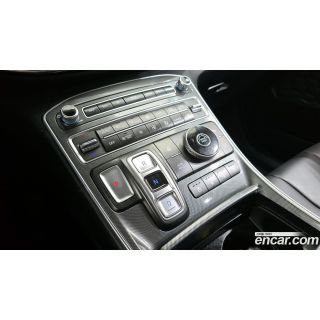 911791