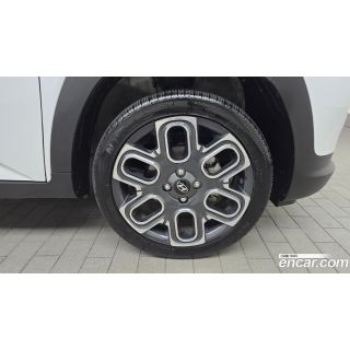 363250
