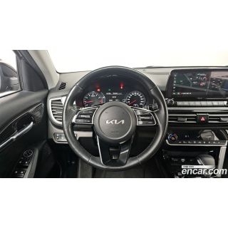 67911