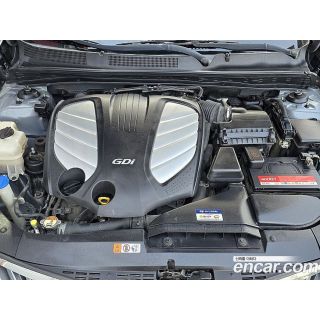 744879