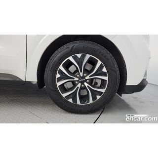 911753