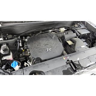 898616