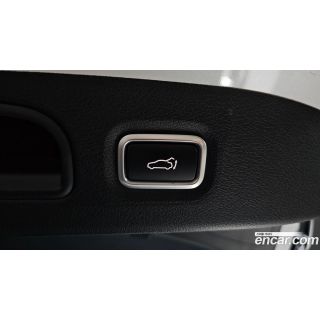 332119