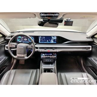 979121