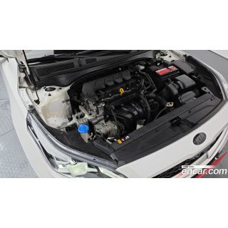 405878