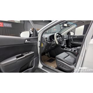 979768