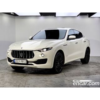 978947