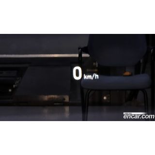 82833