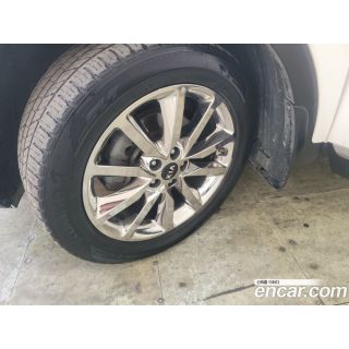 136747