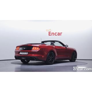 352810