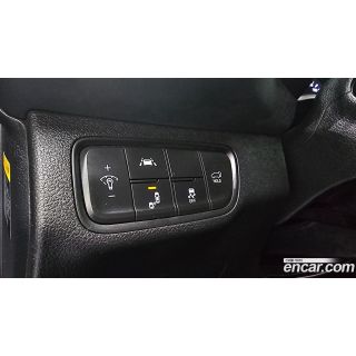 882258
