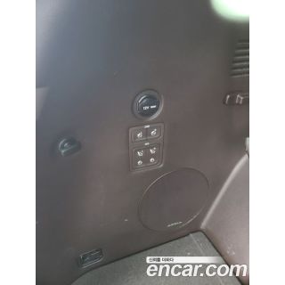 736733