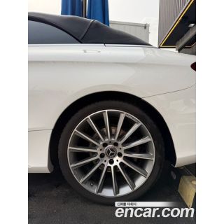 915426