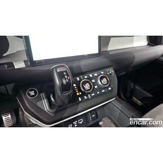 977577