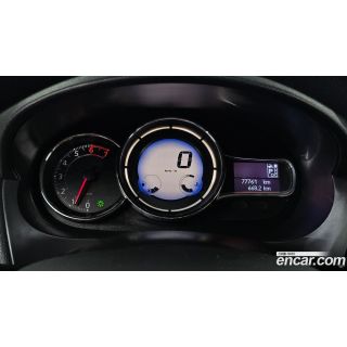 757733