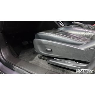 589896