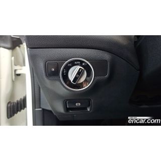 890800