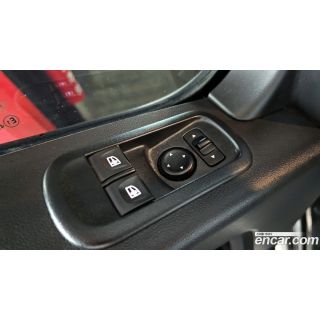 915338