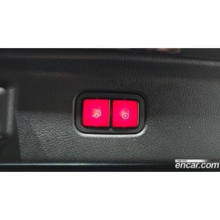 553993