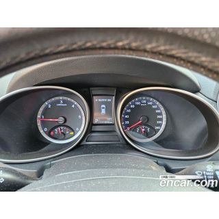 767572