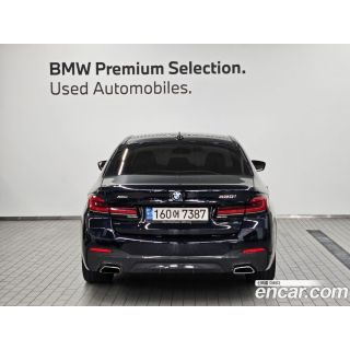 878610
