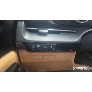 913567
