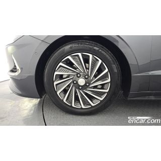 612284