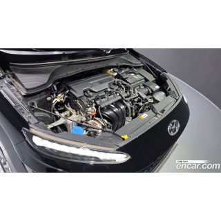 268605