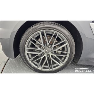 779305