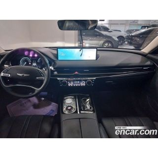 657842