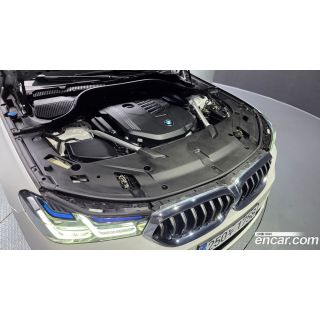 271608