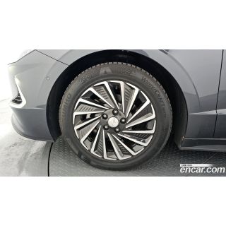 615077