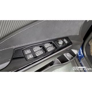 974739
