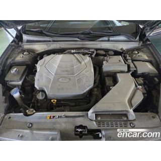 888010