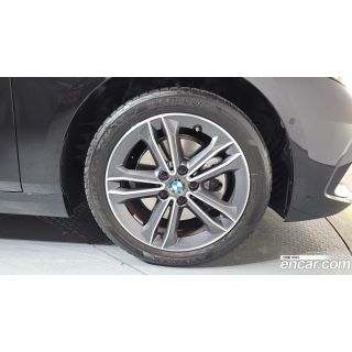 925602