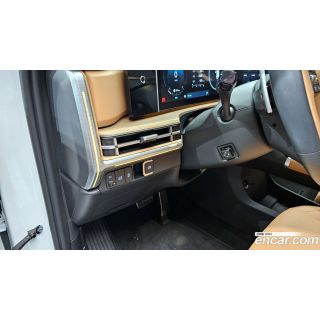 282002