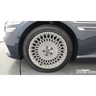 737917