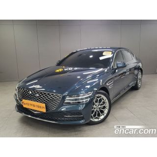 880599