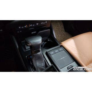 81825