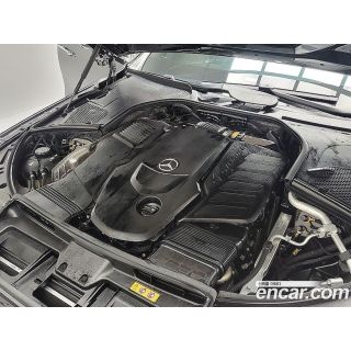 734702
