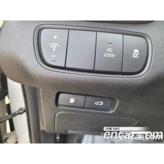 910471