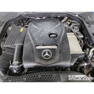 738883