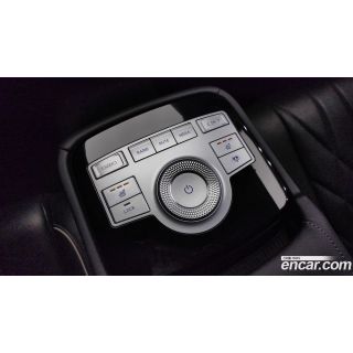 85718