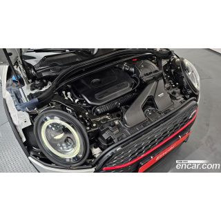 554068