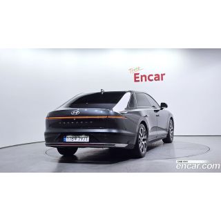 597158
