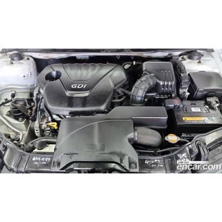 272140