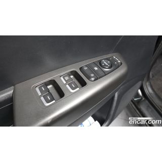 695737