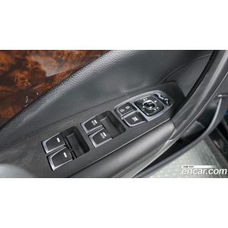 696905